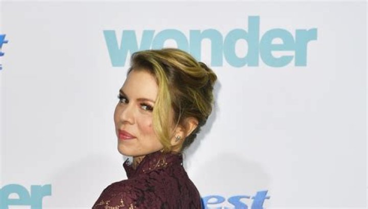 Ali Liebert Net Worth