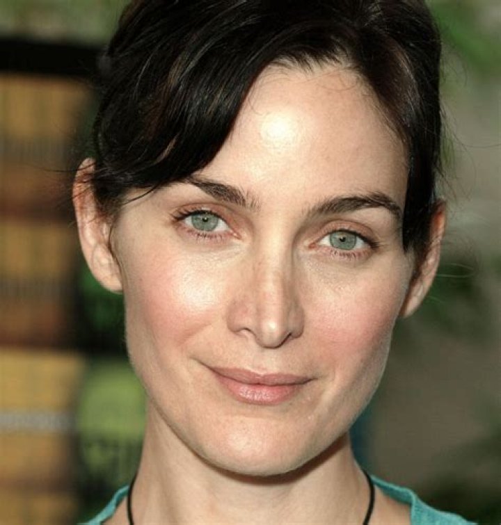 Carrie-Anne Moss