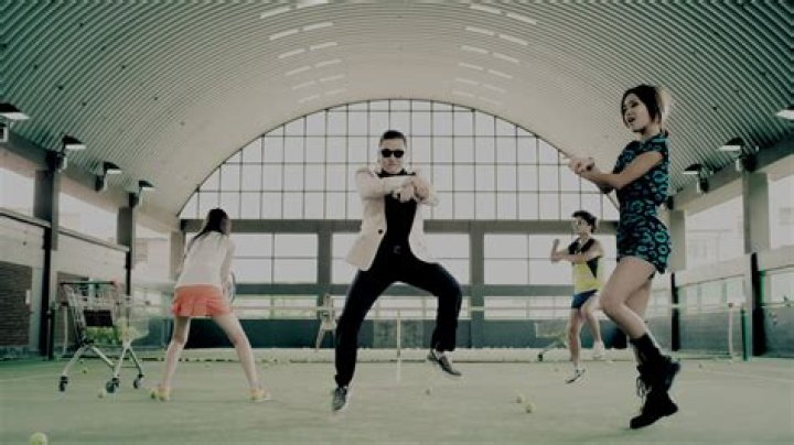 GANGNAM-STYLE