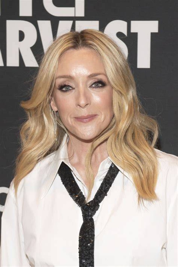 Jane Krakowski