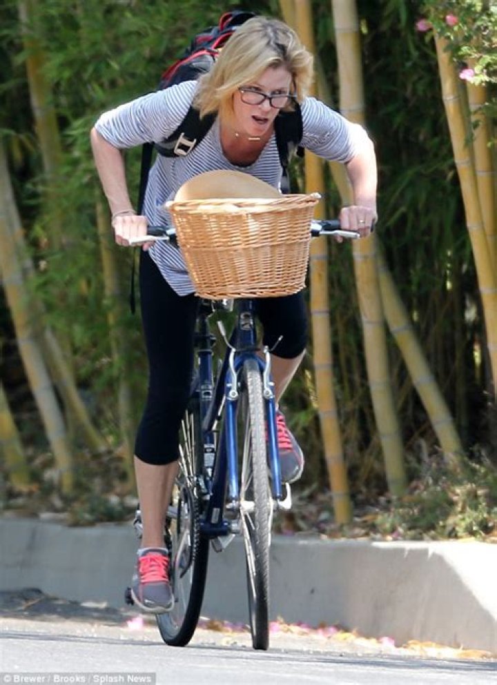 Julie Bowen Workout Routine