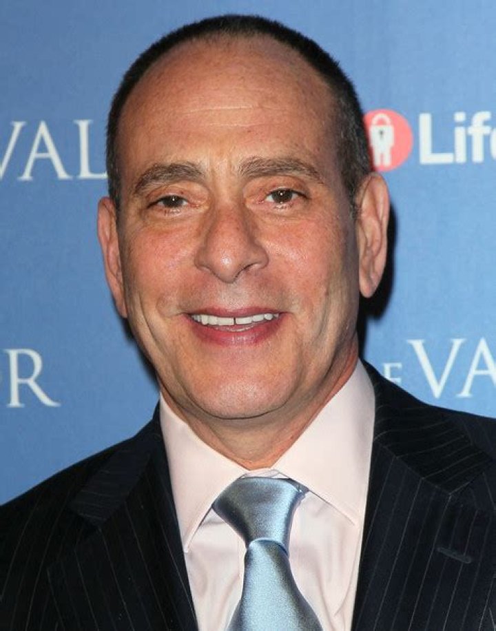 Nestor Serrano Net Worth