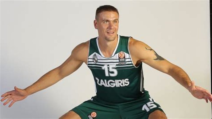 Robertas Javtokas