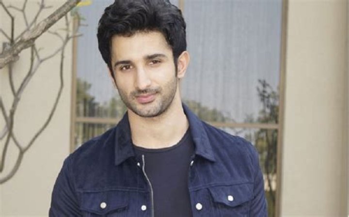 Sidhant Gupta Net Worth