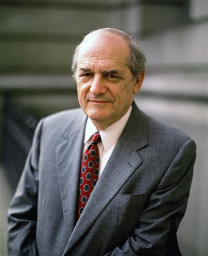 Steven Hill Steven Hill